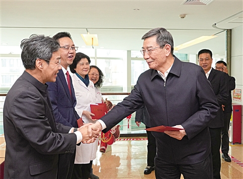 黄宁生率队到广东省中医院慰问-南方工报数字报